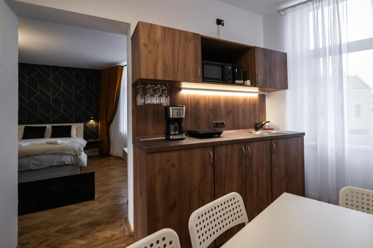 Casa Basarab Brasov Hotel Ngoại thất bức ảnh