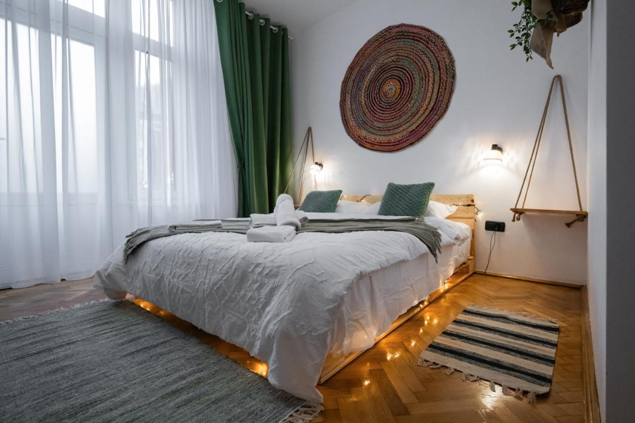Casa Basarab Brasov Hotel Ngoại thất bức ảnh