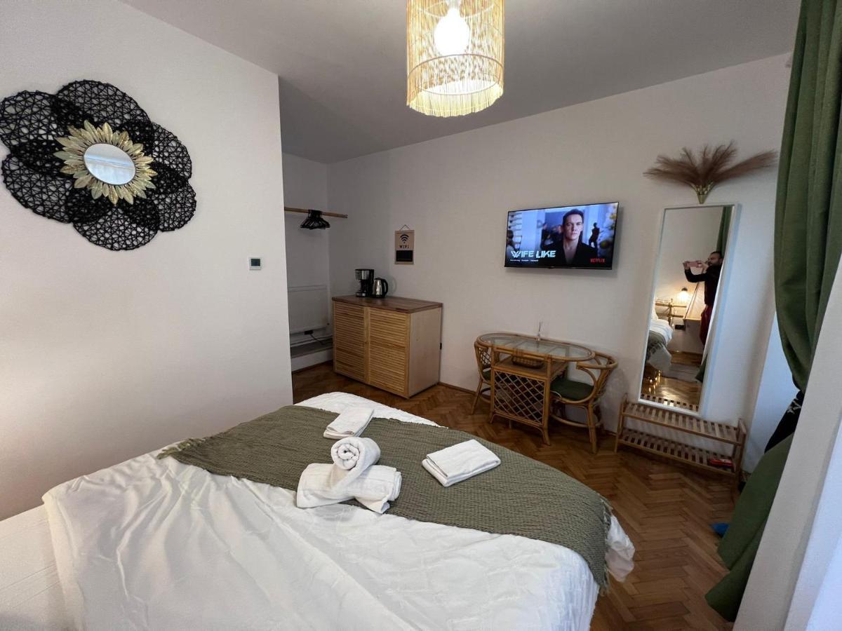 Casa Basarab Brasov Hotel Ngoại thất bức ảnh