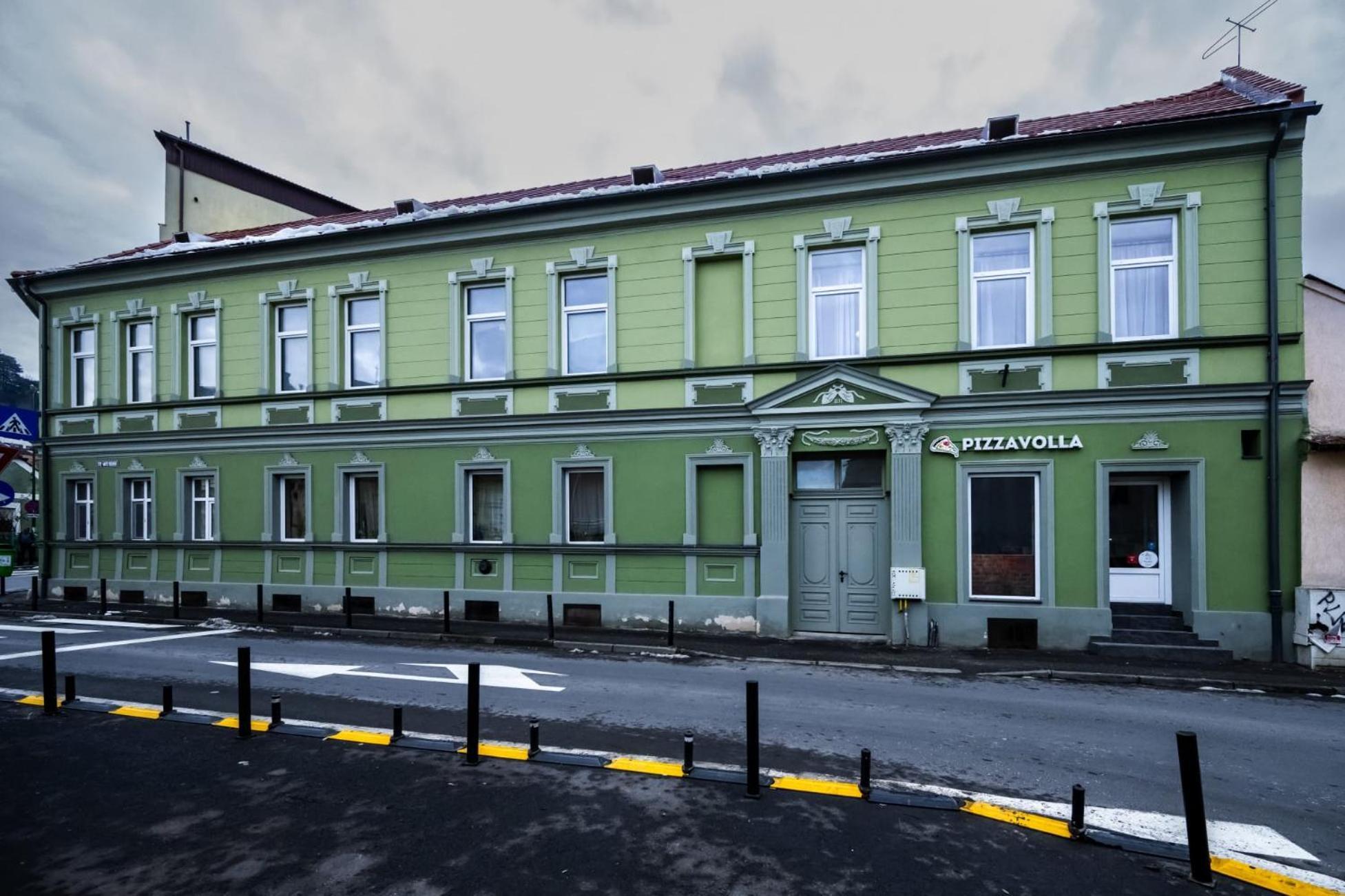 Casa Basarab Brasov Hotel Ngoại thất bức ảnh