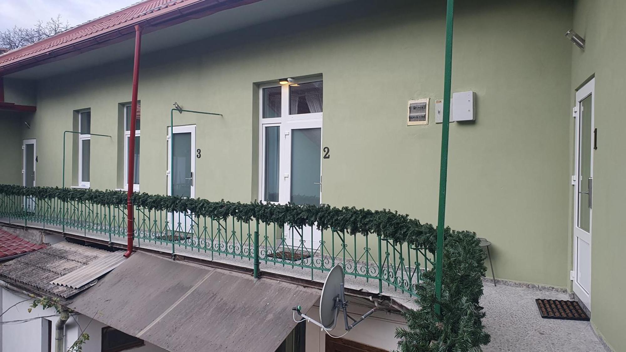 Casa Basarab Brasov Hotel Ngoại thất bức ảnh
