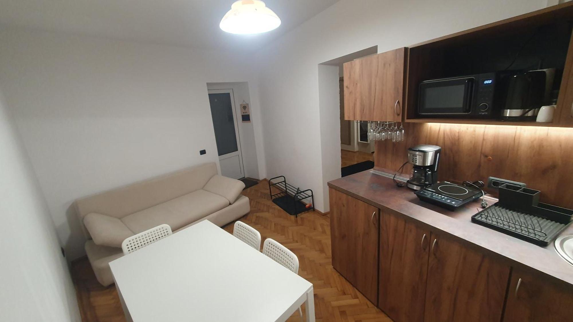 Casa Basarab Brasov Hotel Ngoại thất bức ảnh